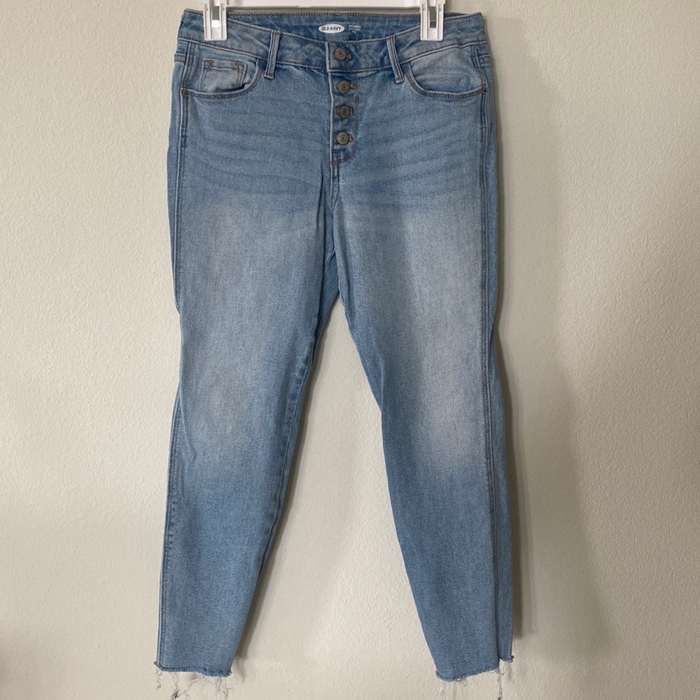 Old Navy Rockstar Super skinny ankle jeans size 8